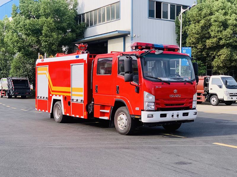 五十铃3.55吨水罐消防车